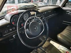 مێرسێدس بێنز E-Class